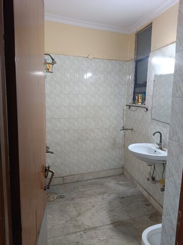 Bathroom in 2 BHK Builder Floor at Lajpat Nagar 4 – for Rent