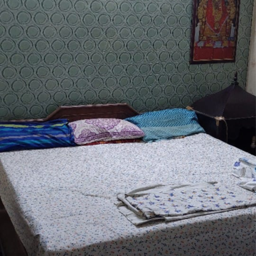 Bedroom in 2 BHK Builder Floor at Ashoka Enclave 3, Subash Nagar – for Rent