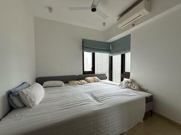Bedroom in 3 BHK Apartment at Lodha The Park, Worli – for Rent