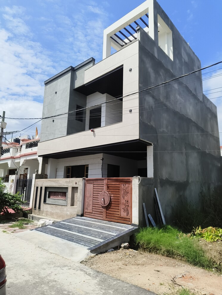 Exterior View, indira nagar 4 Bedroom 2000 Sq.Ft. Villa In Indira Nagar Lucknow 8959505