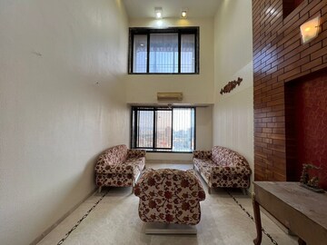 Bedroom in 4 BHK Apartment at Udgith Apartment, Juhu – for Rent