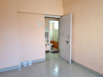 Room in 2 BHK Apartment at Powai Woods CHSL, Powai – for Rent