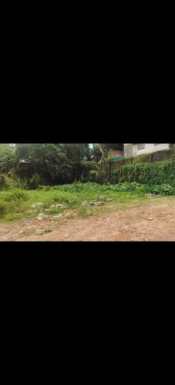  Plot For Sale in Kannammoola