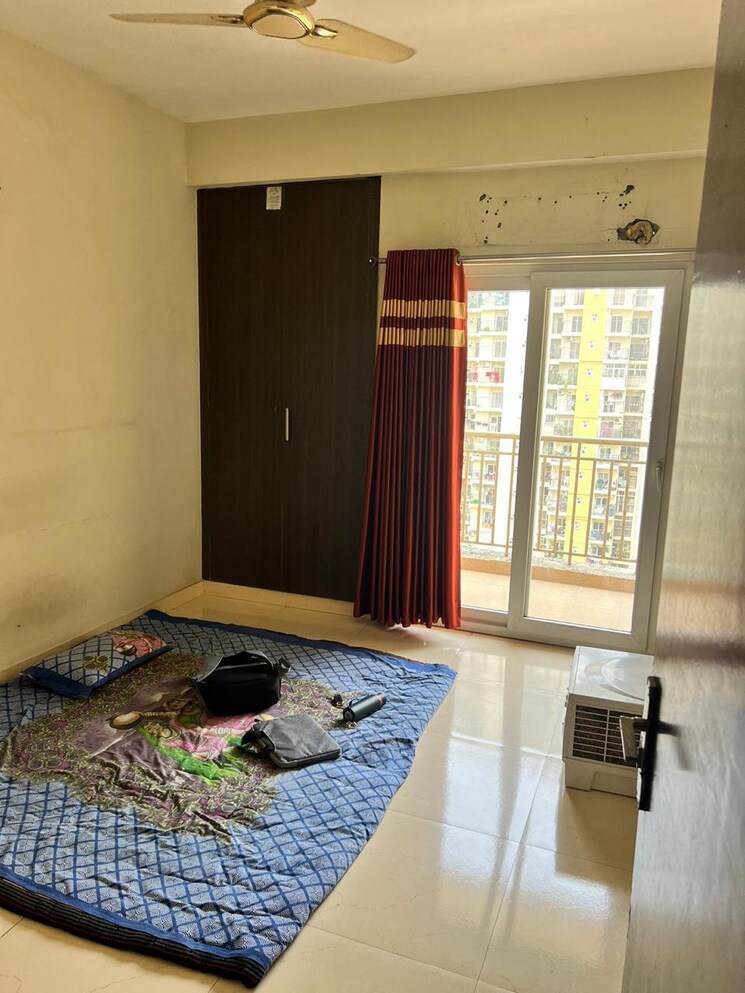 Bedroom, mahagun-mahagunpuram 2.5 Bedroom 1020 Sq.Ft. Apartment In Shastri Nagar Ghaziabad 8959594