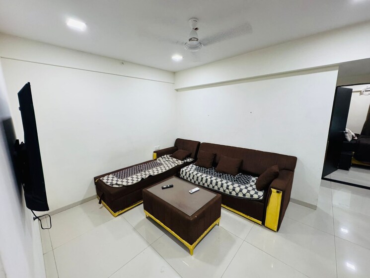 Living Room, vile parle west 2 Bedroom 700 Sq.Ft. Apartment In Vile Parle West Mumbai 8959661