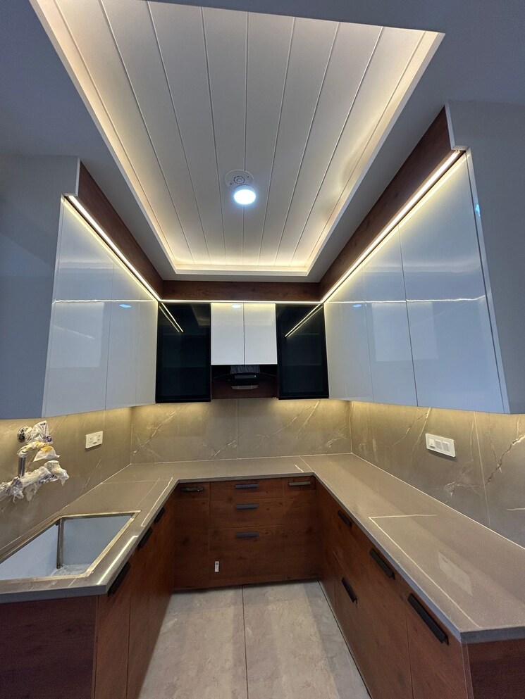 Kitchen, dwarka mor 3 Bedroom 713 Sq.Ft. Builder Floor In Dwarka Mor Delhi 8959640