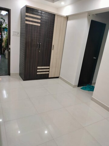 Room in 1 RK Apartment at Shaan Classic Apartment, Rasta Peth – for Rent