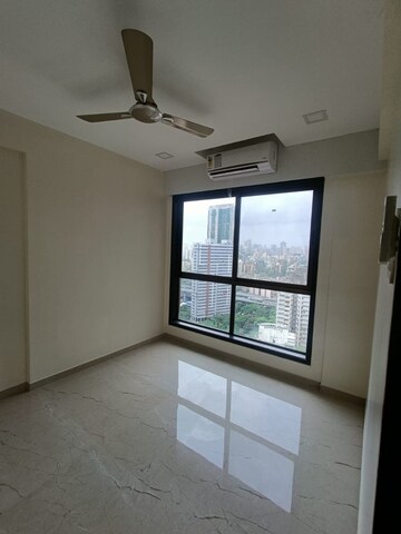 Room in 3 BHK Apartment at Sejal Kajal Apartment, Goregaon West – for Rent