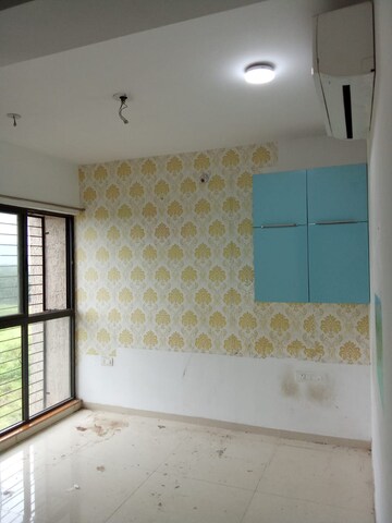 Room in 2 BHK Apartment at Lodha Palava City, Dombivli East – for Rent