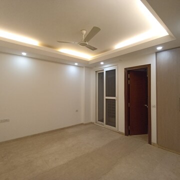 Room in 2 BHK Builder Floor at Greater Kailash ii – for Rent