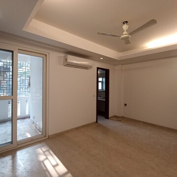 Room in 2 BHK Builder Floor at Greater Kailash ii – for Rent