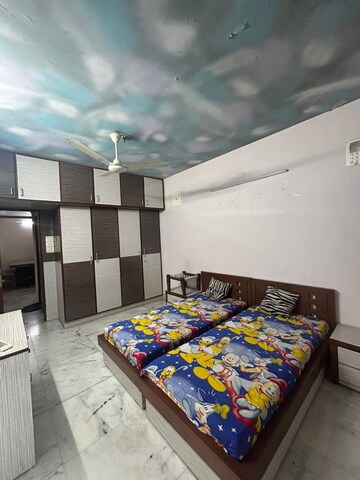 Bedroom in 3 BHK Apartment at Ambawadi – for Rent