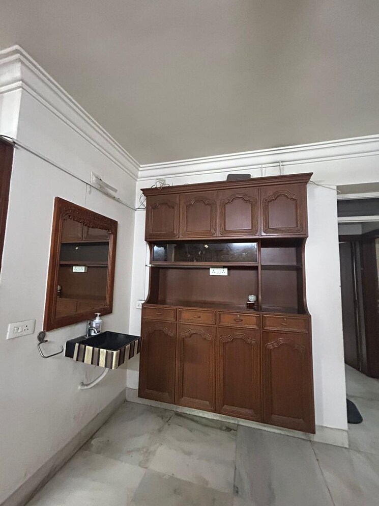 Room, ambawadi 3 Bedroom 1800 Sq.Ft. Apartment In Ambawadi Ahmedabad 8959725