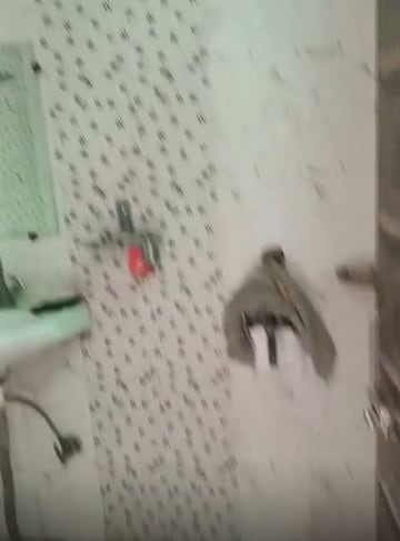 Bathroom in 2 BHK Builder Floor at Vasundhara Sector 2 – for Rent
