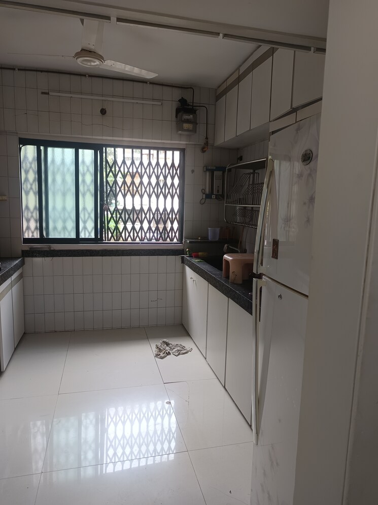 Kitchen, vile parle east 2.5 Bedroom 950 Sq.Ft. Apartment In Vile Parle East Mumbai 8959771