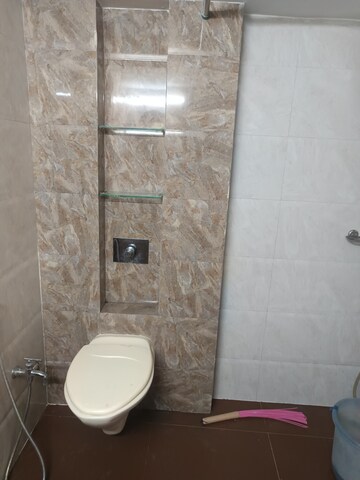 Bathroom in 2.5 BHK Apartment at Vile Parle East – for Rent