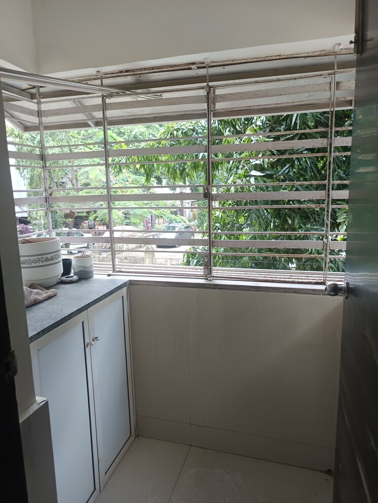 Balcony, vile parle east 2.5 Bedroom 950 Sq.Ft. Apartment In Vile Parle East Mumbai 8959771