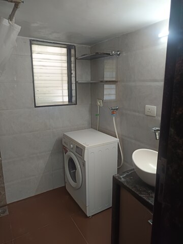 Kitchen in 2.5 BHK Apartment at Vile Parle East – for Rent