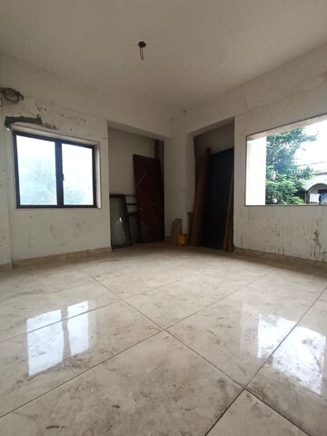 Room in 4 BHK Apartment at New Alipore – for Sale