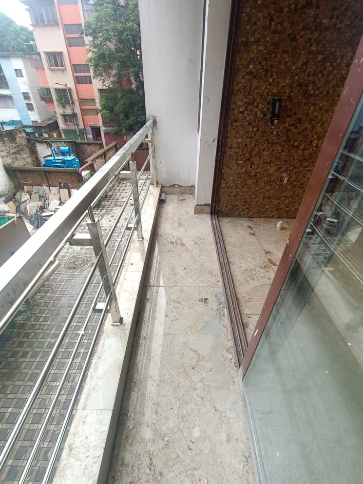Balcony, new alipore 4 Bedroom 2300 Sq.Ft. Apartment In New Alipore Kolkata 8959784