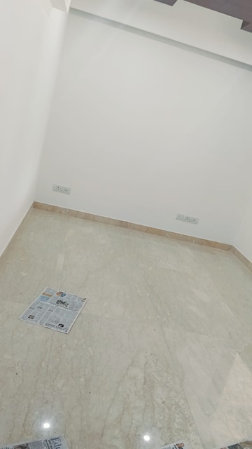 Room in 3 BHK Builder Floor at South Delhi – for Rent