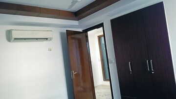 Building Lobby in 3 BHK Builder Floor at South Delhi – for Rent
