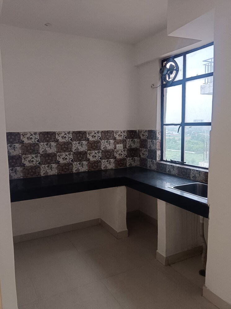 Kitchen, signature-global-synera 2 Bedroom 735 Sq.Ft. Apartment In Sector 81 Gurgaon 8959824