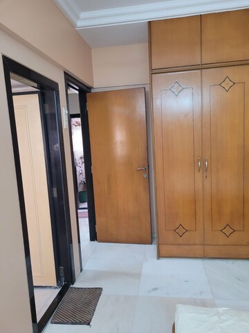Room in 2 BHK Apartment at Koteshwar Palace, Andheri East – for Rent