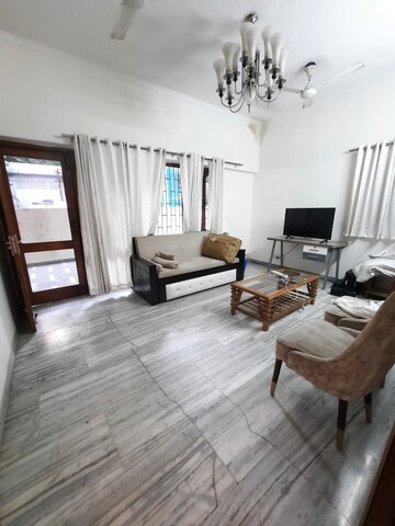 Staircase in 3 BHK Builder Floor at Boutique Residential Apartments G-88, Saket – for Rent