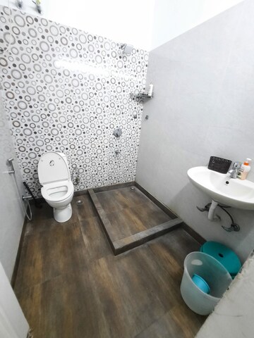 Bathroom in 3 BHK Builder Floor at Boutique Residential Apartments G-88, Saket – for Rent