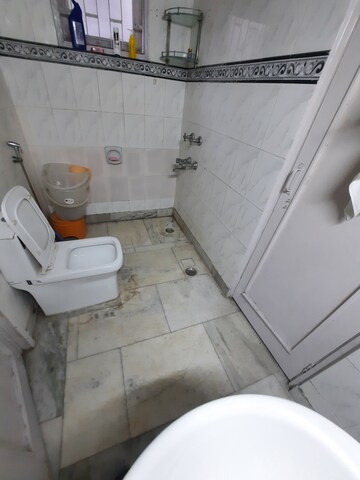 Bathroom in 3 BHK Builder Floor at Boutique Residential Apartments G-88, Saket – for Rent