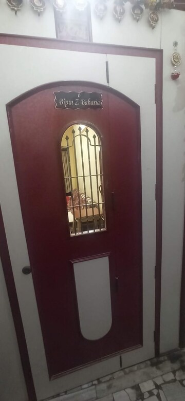 Building Lobby in 1 BHK Apartment at Borivali West – for Sale