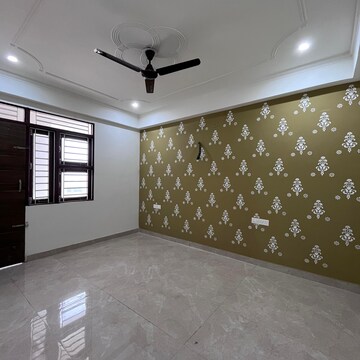 Room in 2 BHK Apartment at VPB Naman Residency, Patrakar Colony – for Rent