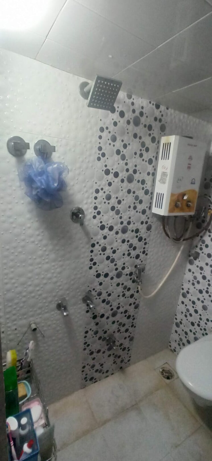 Bathroom, borivali west 1 Bedroom 425 Sq.Ft. Apartment In Borivali West Mumbai 8959893