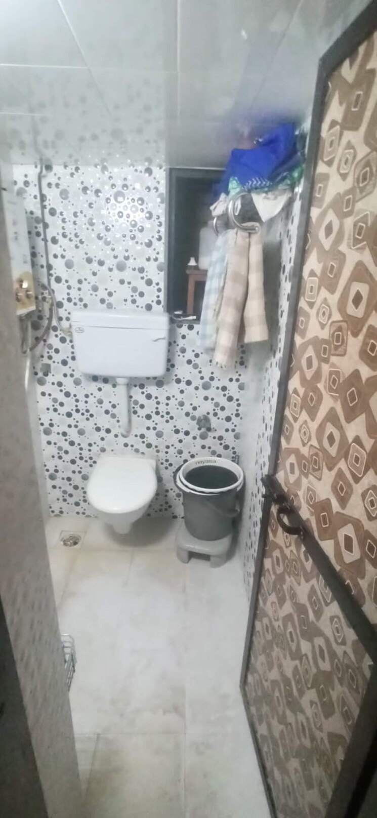 Bathroom, borivali west 1 Bedroom 425 Sq.Ft. Apartment In Borivali West Mumbai 8959893