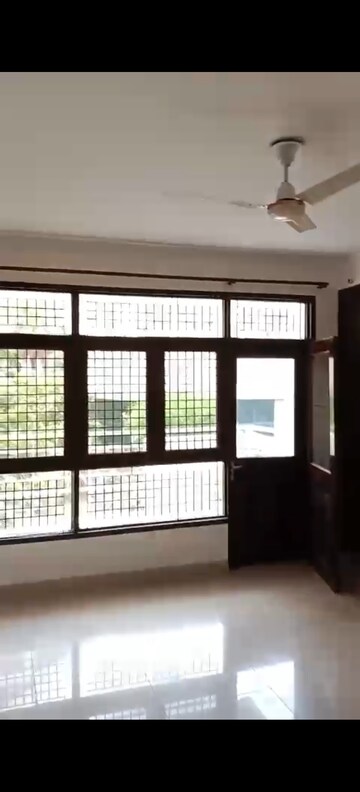3 BHK Apartment For Rent in Mapsko Krishna Apra Gardens, Vaibhav Khand