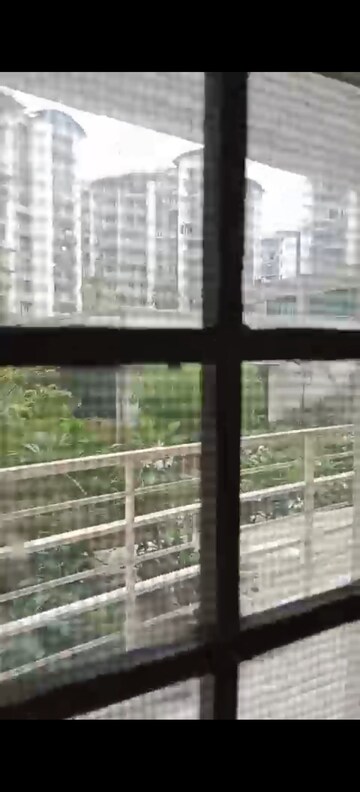 Room in 3 BHK Apartment at Mapsko Krishna Apra Gardens, Vaibhav Khand – for Rent