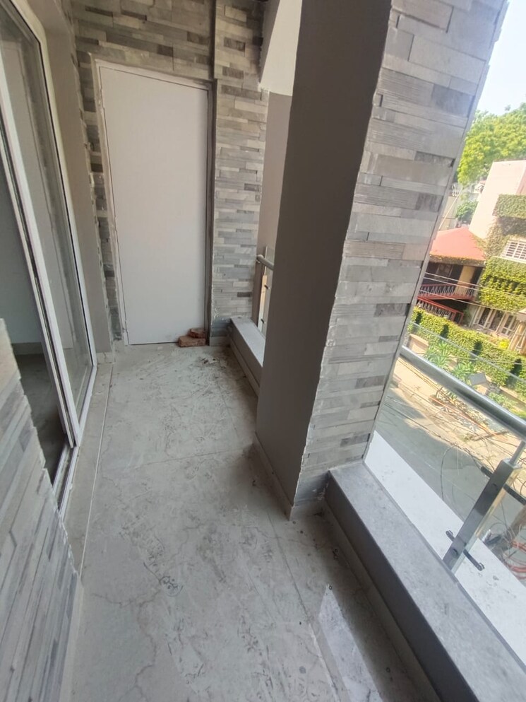 Balcony, new alipore 3 Bedroom 1290 Sq.Ft. Builder Floor In New Alipore Kolkata 8959904