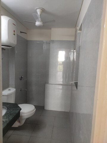 Building Lobby in 4 BHK Apartment at DLF Westend Heights, Sector 53 – for Rent