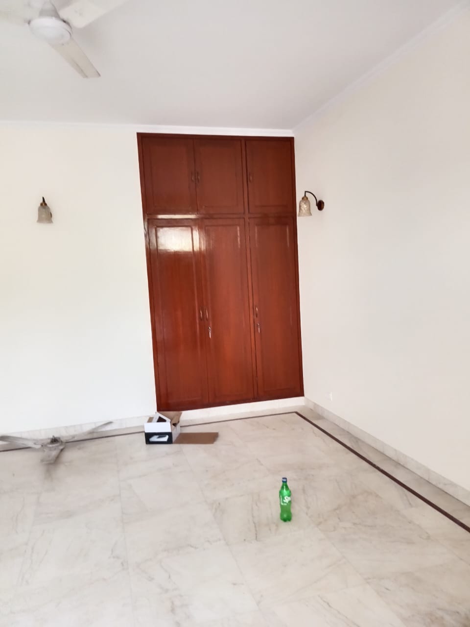 6 BHK + Servant Room 500 Sq.Ft. Villa in DLF Atria