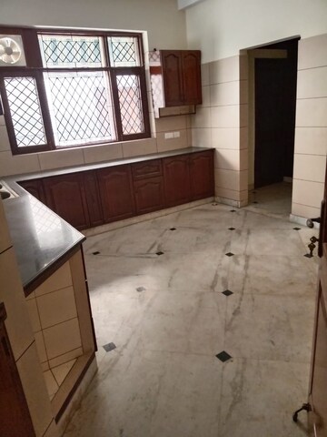 Kitchen in 6 BHK Villa at DLF Atria, Dlf Phase ii – for Rent