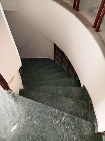 Staircase in 6 BHK Villa at DLF Atria, Dlf Phase ii – for Rent