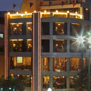  Showroom For Rent in Naranpura