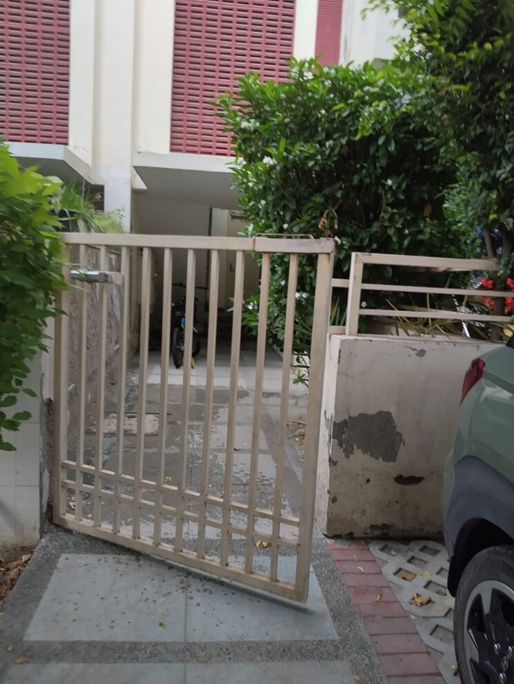 Balcony, orchid-island 3 Bedroom 1550 Sq.Ft. Apartment In Sector 51 Gurgaon 8960215