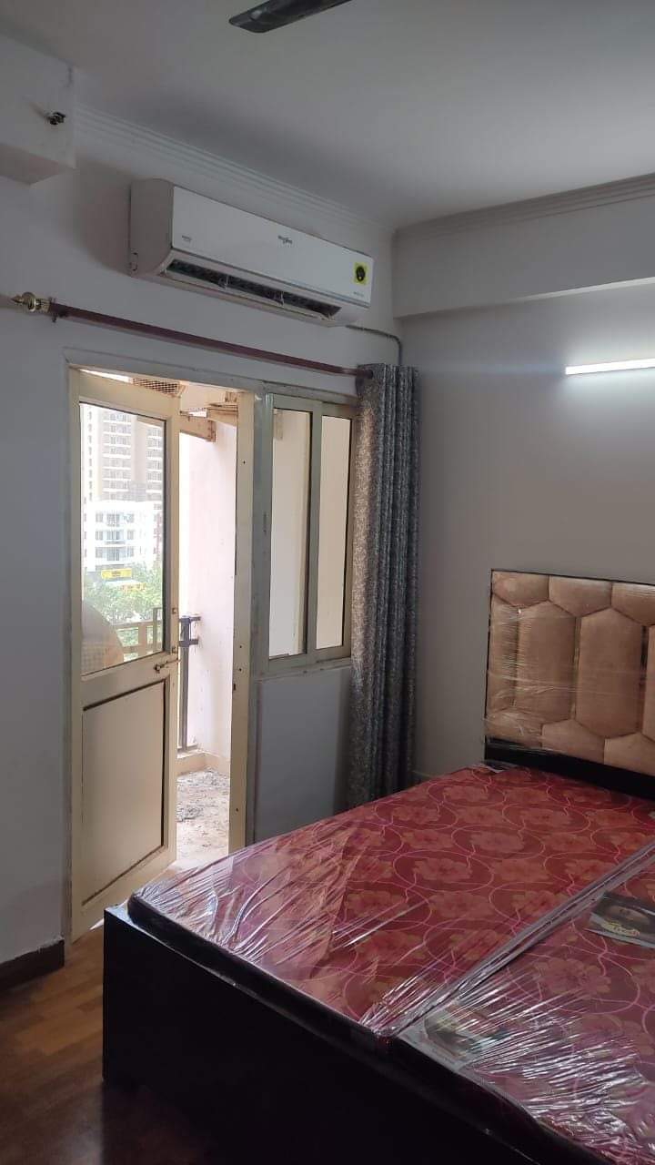 2 BHK Apartment For Sale in Lotus Society
