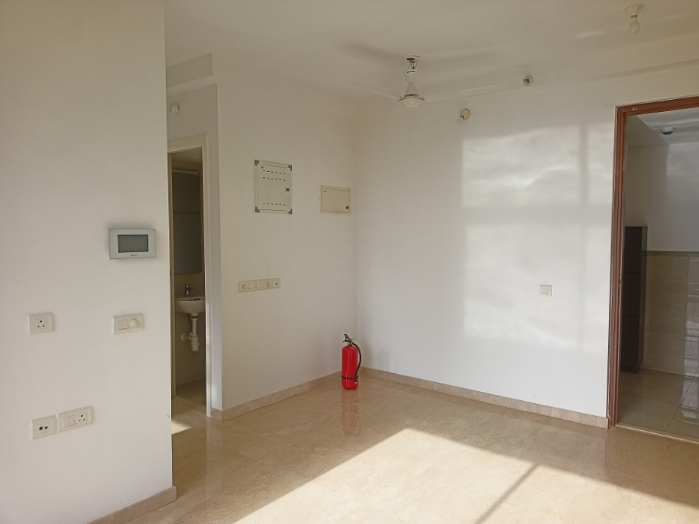1 BHK 800 Sq.Ft. Apartment in Hiranandani Estate