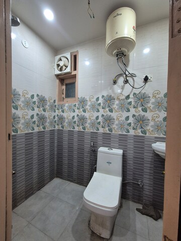 Team Area in 2 BHK Builder Floor at Palm Residency Chhatarpur, Chattarpur – for Rent