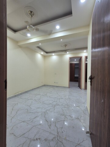 Furnished Amenities in 2 BHK Builder Floor at Palm Residency Chhatarpur, Chattarpur – for Rent
