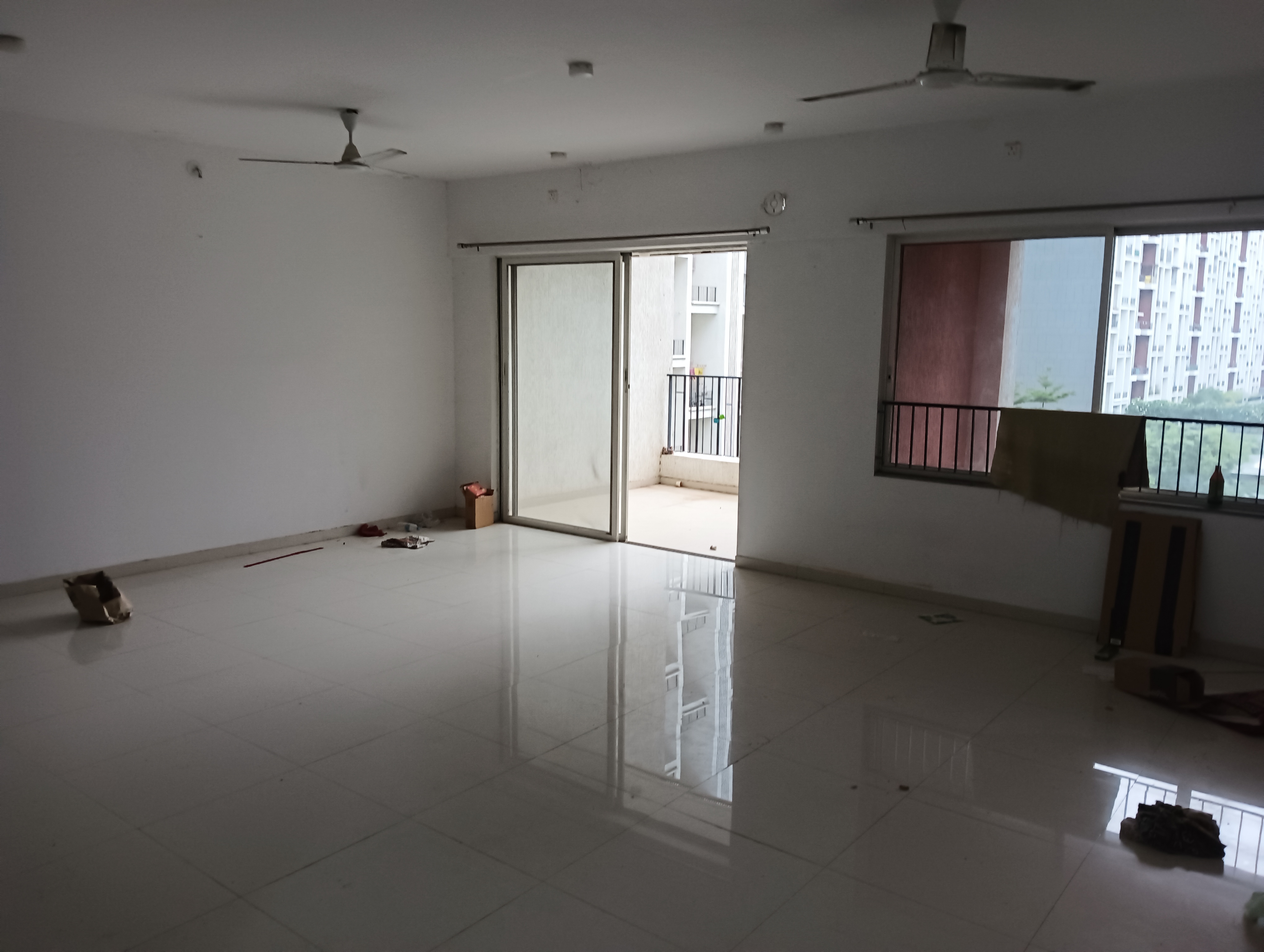 2 BHK + Study Room Apartment For Rent in Godrej Elements