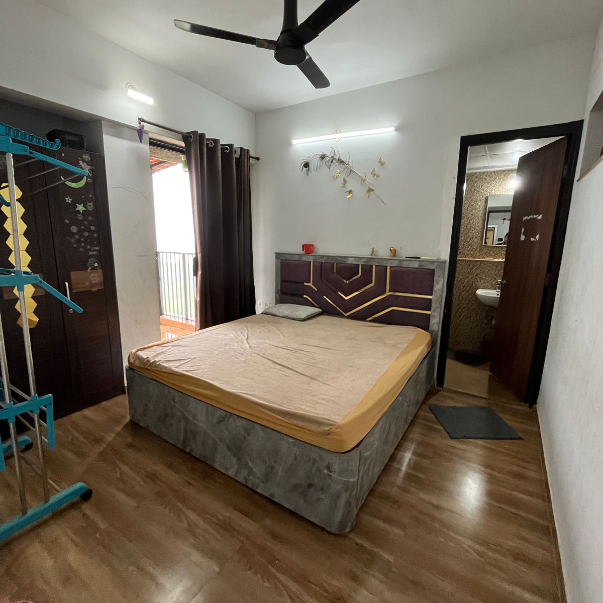 1.5 BHK + Pooja Room,Extra Room Apartment For Rent in Lodha Palava City Lakeshore Greens